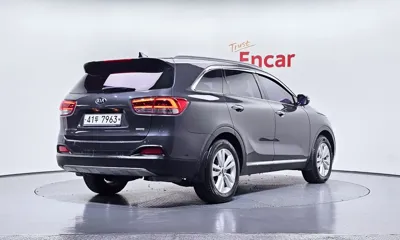 Kia Sorento 2015, 140701 км, за 7218.54 USD