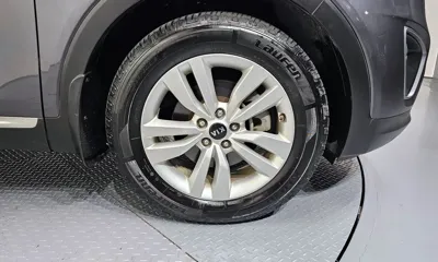 Kia Sorento 2015, 140701 км, за 7218.54 USD