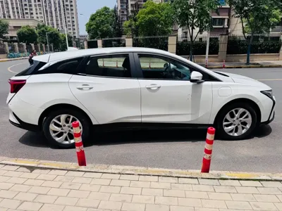 Buick Velite 6 2024, 40000 км, за 6253.56 USD