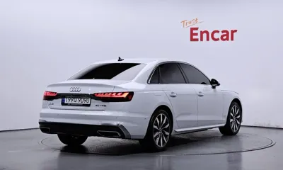 Audi A4 2023, 3057 км, за 24632.15 USD