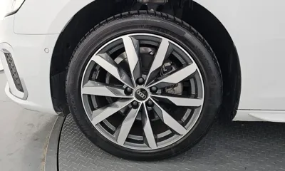 Audi A4 2023, 3057 км, за 24632.15 USD