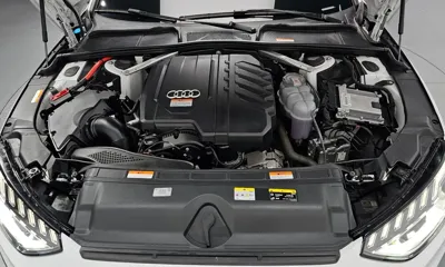 Audi A4 2023, 3057 км, за 24632.15 USD - фото 6