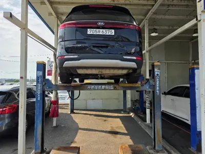 Kia Canival 2021, 58893 км, за 13784.82 USD