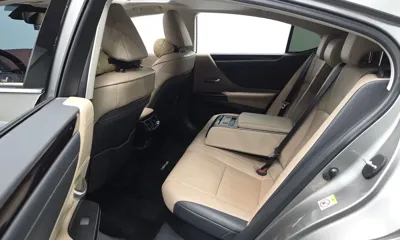 Lexus ES 2019, 207122 км, за 18526.94 USD - фото 12