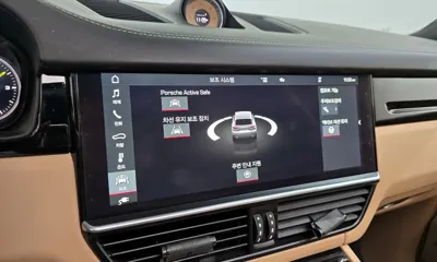 Porsche Cayenne 2020, 83713 км, за 49855.47 USD - фото 17