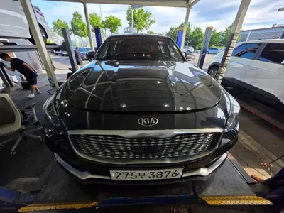 Kia K9 2019, 171590 км, за 12028.37 USD