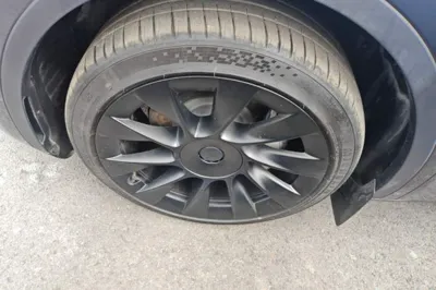Tesla Model Y 2024, 37700 км, за 31697 USD - фото 10