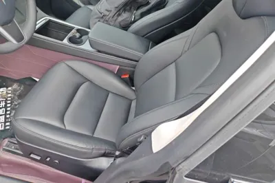 Tesla Model Y 2024, 37700 км, за 31697 USD - фото 22