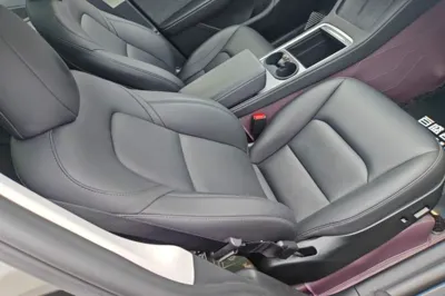 Tesla Model Y 2024, 37700 км, за 31697 USD - фото 24