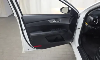 Kia K3 2020, 67373 км, за 65140.1 USD - фото 24