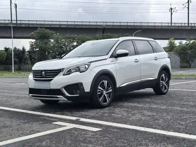 Peugeot 5008 · 2018 год