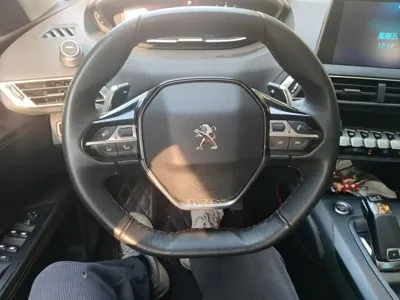 Peugeot 5008 2018, 63300 км, за 7870.35 USD