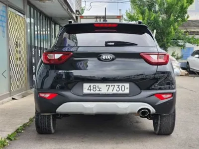 Kia Stonic 2018, 127561 км, за 5798.05 USD