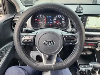 Kia Stonic 2018, 127561 км, за 5795.4 USD - фото 7