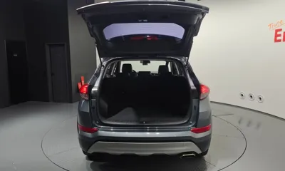 Hyundai Tucson 2017, 93047 км, за 8526.98 USD - фото 18