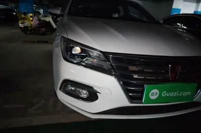 Roewe i5 2019, 33000 км, за 4664 USD - фото 7