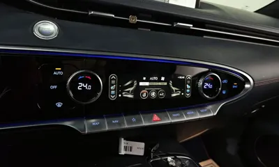 Genesis GV70 2023, 17485 км, за 29736.12 USD - фото 17