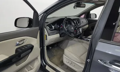 Kia Canival 2015, 133198 км, за 5873.8 USD - фото 10