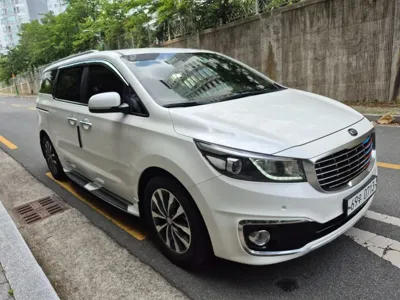 Kia Canival 2017, 213870 км, за 4886 USD