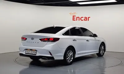 Hyundai Sonata 2019, 130554 км, за 6449.51 USD