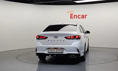 Hyundai Sonata 2019, 130554 км, за 6449.51 USD