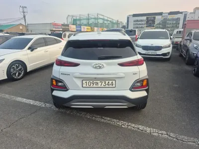 Hyundai Kona 2019, 127456 км, за 8205.33 USD