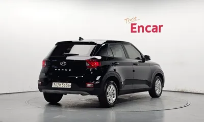 Hyundai Venue 2020, 38988 км, за 10749.19 USD