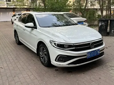 Volkswagen Bora 2023, 34000 км, за 11492.72 USD