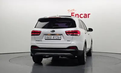Kia Sorento 2015, 89841 км, за 7155.05 USD