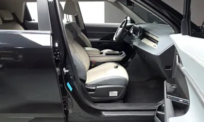 KG_Mobility_Ssangyong Torres 2024, 86685 км, за 18234.54 USD - фото 26