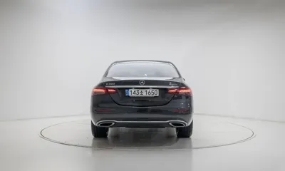 Mercedes-Benz E-Class 2023, 97001 км, за 30723.48 USD