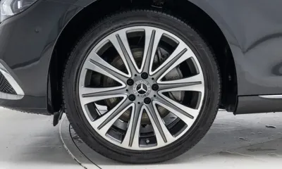 Mercedes-Benz E-Class 2023, 97001 км, за 30723.48 USD