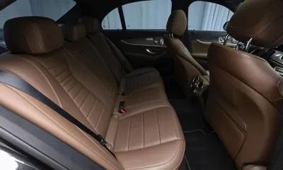 Mercedes-Benz E-Class 2023, 97001 км, за 30723.48 USD - фото 10