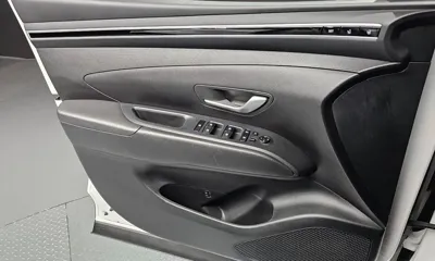 Hyundai Tucson 2022, 65137 км, за 15394.78 USD - фото 15