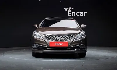 Hyundai Grandeur 2015, 101957 км, за 4466.63 USD