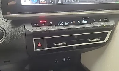 Toyota Camry 2025, 2028 км, за 28807.92 USD - фото 14