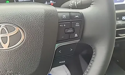 Toyota Camry 2025, 2028 км, за 28807.92 USD - фото 16