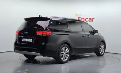 Kia Canival 2017, 75968 км, за 8526.98 USD