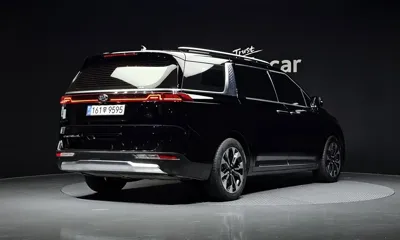 Kia Canival 2021, 146390 км, за 17239.15 USD
