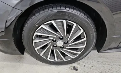 Hyundai Sonata 2022, 128020 км, за 12384.1 USD