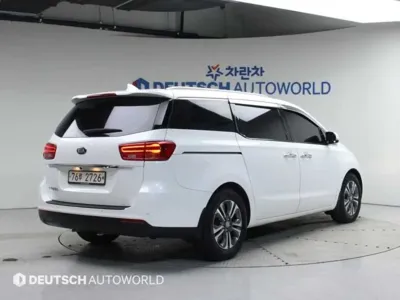 Kia Canival 2019, 114552 км, за 6988.94 USD