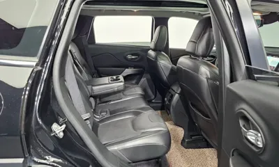 Jeep Cherokee 2019, 95603 км, за 7680.19 USD - фото 12