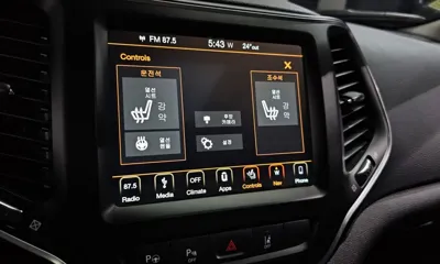 Jeep Cherokee 2019, 95603 км, за 7680.19 USD - фото 16