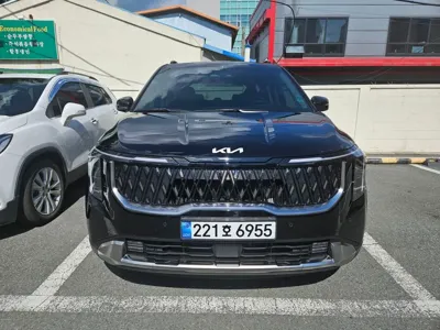 Kia Canival 2024, 27621 км, за 436.48 USD