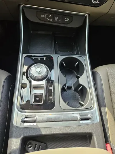 Kia Canival 2024, 27621 км, за 436.28 USD - фото 9