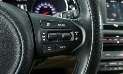 Kia Canival 2017, 99779 км, за 9183.41 USD - фото 17