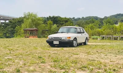 Saab 900 1993, 220000 км, за 23959.56 USD