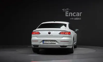 Volkswagen Arteon 2022, 47360 км, за 19008.16 USD