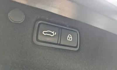 Hyundai Grandeur 2019, 91117 км, за 9702.41 USD - фото 27