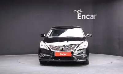 Hyundai Grandeur 2015, 171114 км, за 3190.73 USD